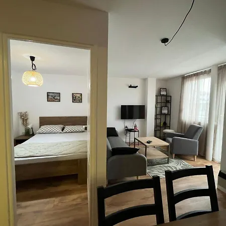 아파트 Sailboat *